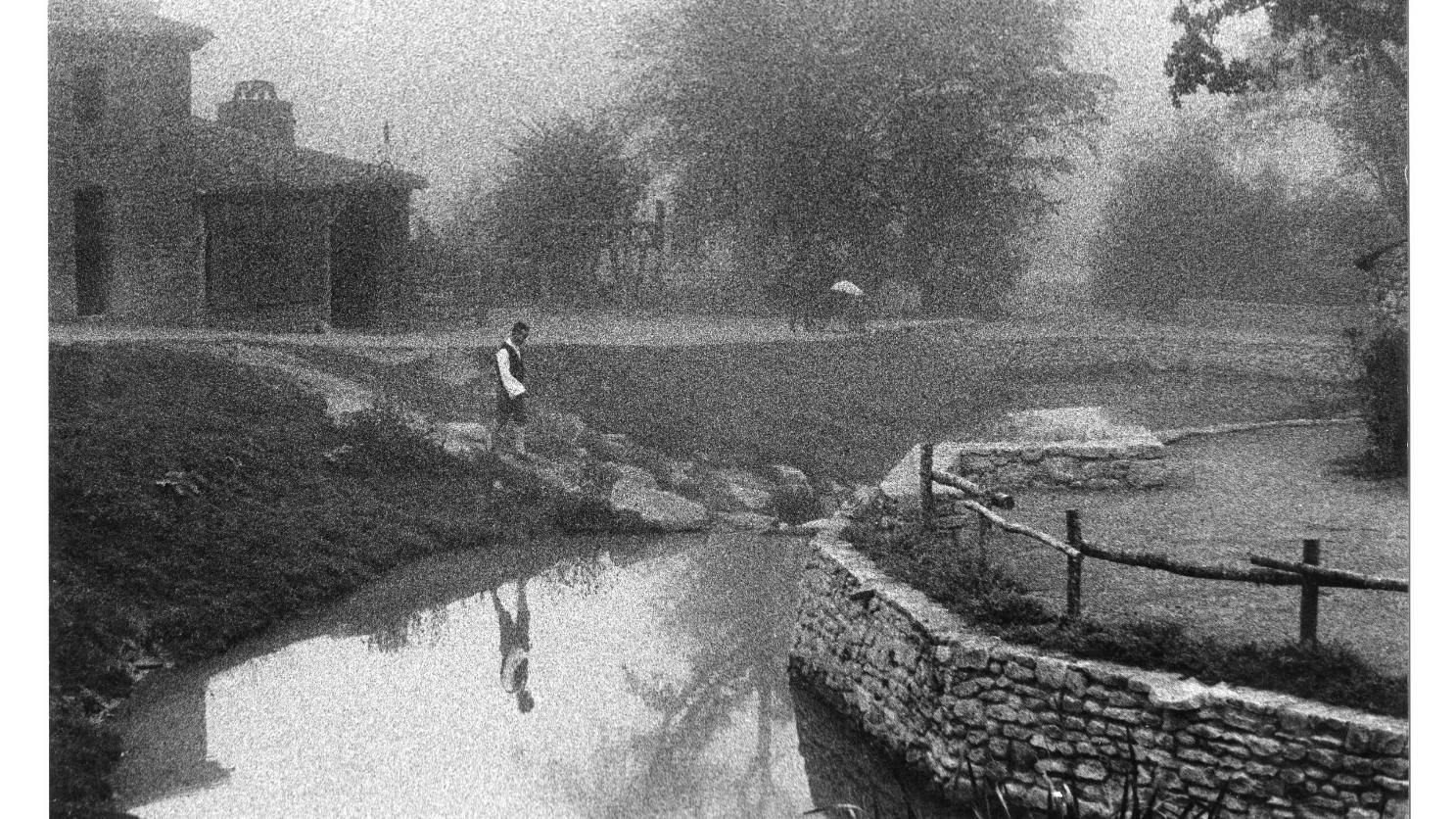 Fotografía Ana María Ziebold, "Reflejando el pasado" 1994, BNd.