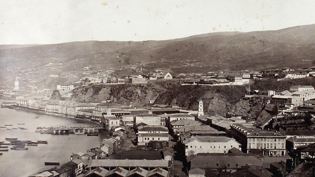 Vista panorámica del puerto de Valparaíso, 1864.