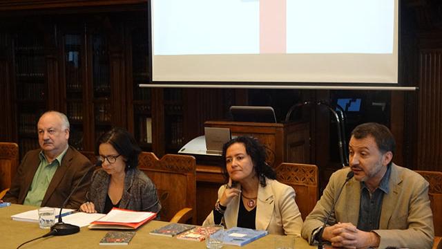 Autoridades de Cultura y DIBAM.