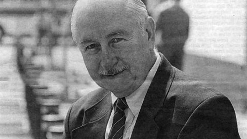 Pedro Lastra en La Época.