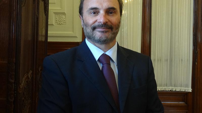 Ángel Cabeza, nuevo Director DIBAM.
