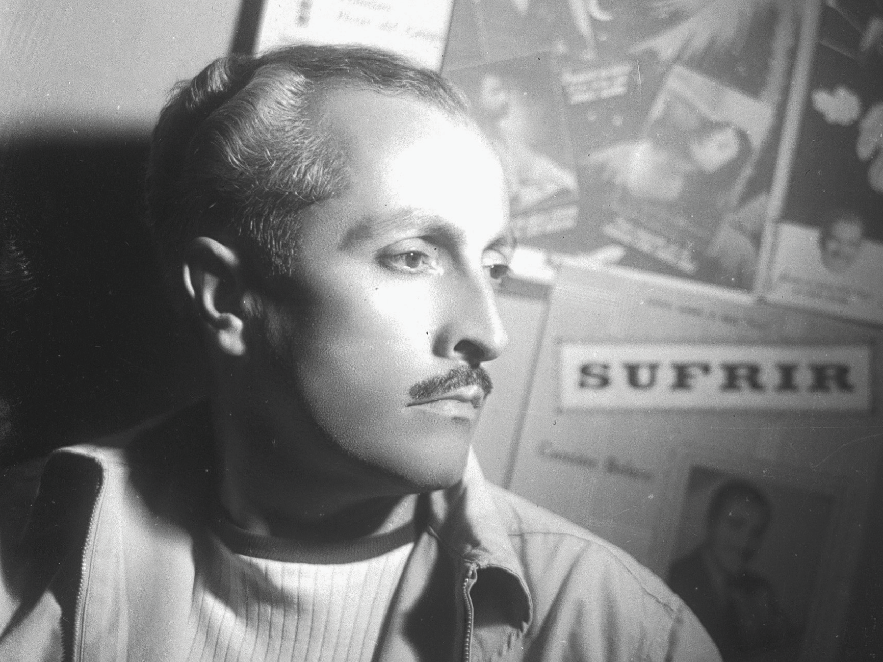 Imagen: Francisco Flores del Campo, fotografía de Alfredo Molina Lahitte, 1950, Archivo Fotográfico de la BN.