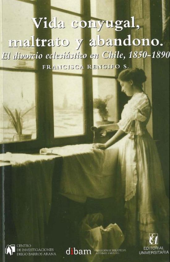 Tapa con fotografía de mujer planchando. Museo Histórico Nacional