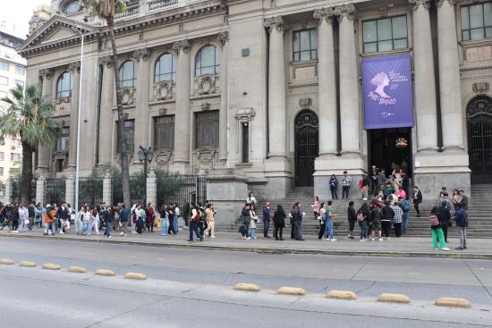 Con un lleno completo y un festivo ánimo patrimonial se vivió en la BN el Día de los Patrimonios.