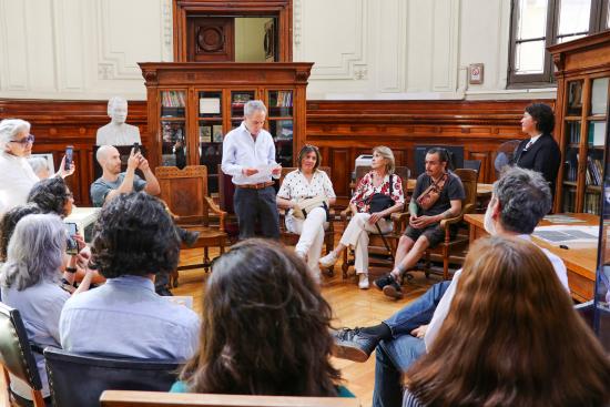 Cristóbal Santa Cruz Lindquist (hermano y albacea de Guadalupe) compartió algunas palabras a los asistentes de la ceremonia.