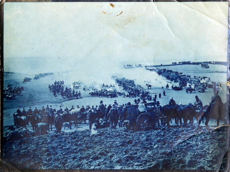 Nguillatun en Pitraco Bajo (c. 1920) Nguillatun en Pitraco Bajo (c. 1920)