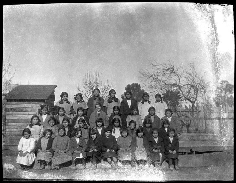 Alumnas de la Misión Anglicana (c. 1930)