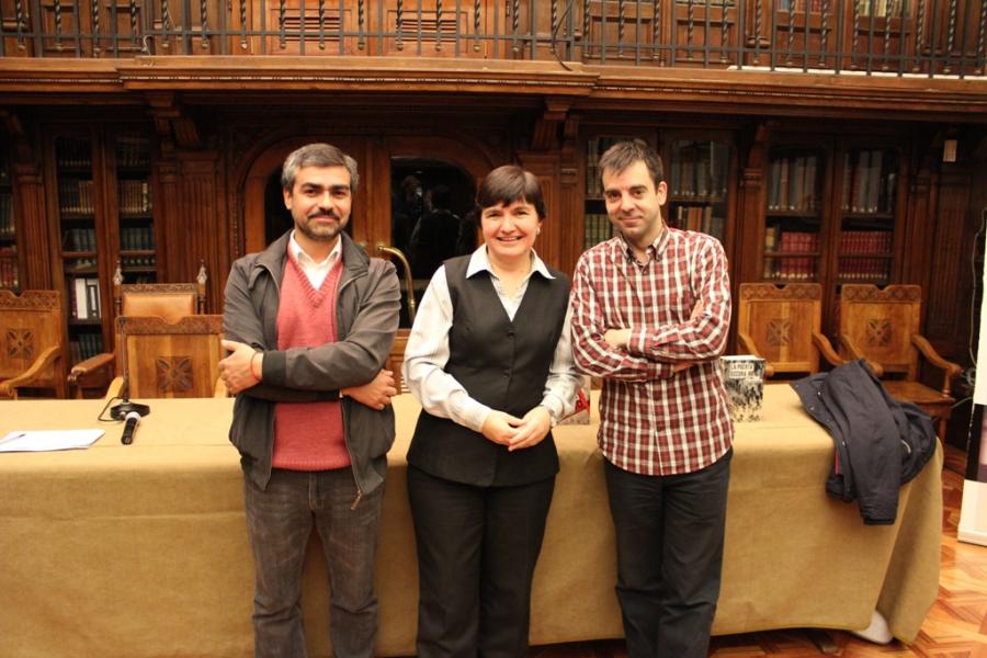 2_Rodrigo_Aravena,_Gabriela_Pradenas_y_David_Lozano.JPG